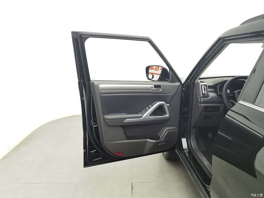 BAIC Q7, 2018 8