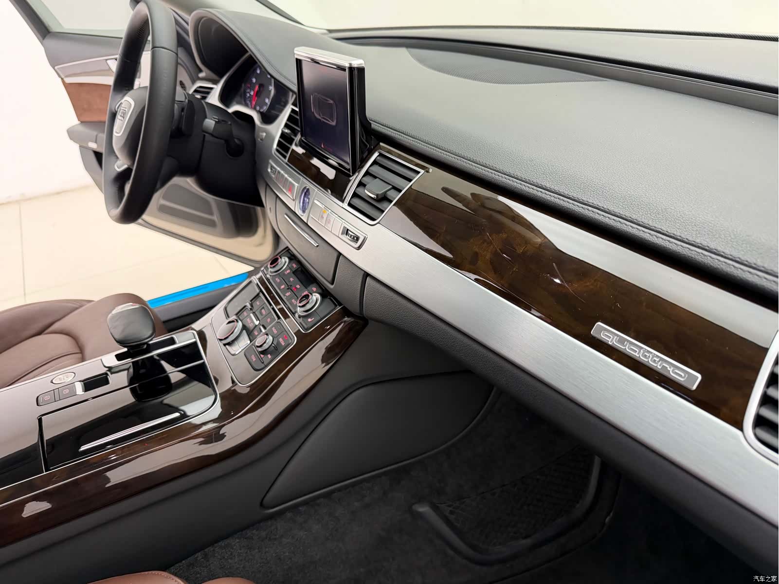 Audi A8L, 2015 13