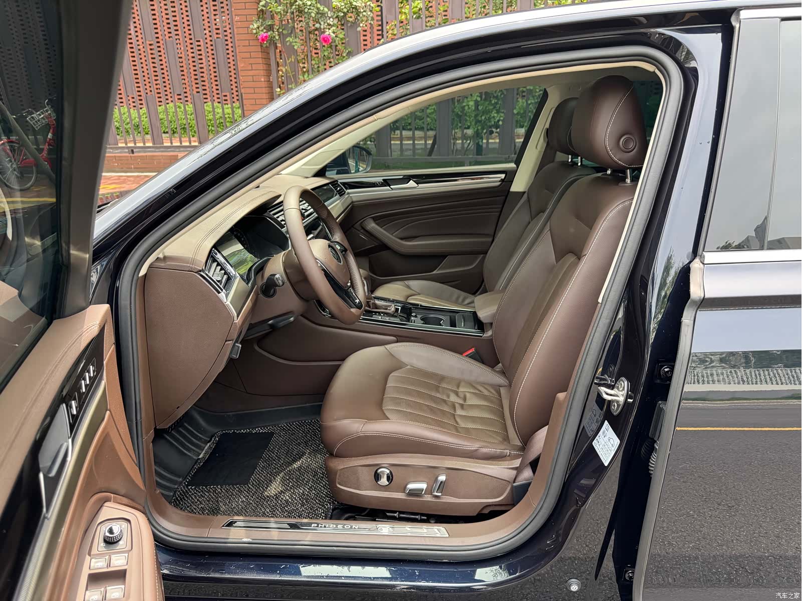 Volkswagen Phideon, 2022 10