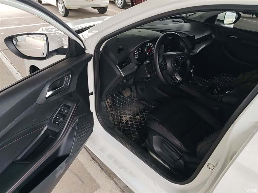 MG MG5, 2023 16