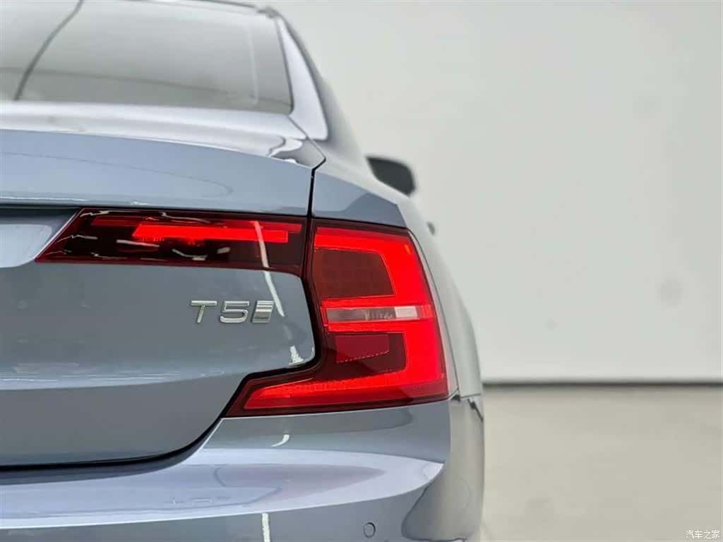 Volvo S90, 2018 16