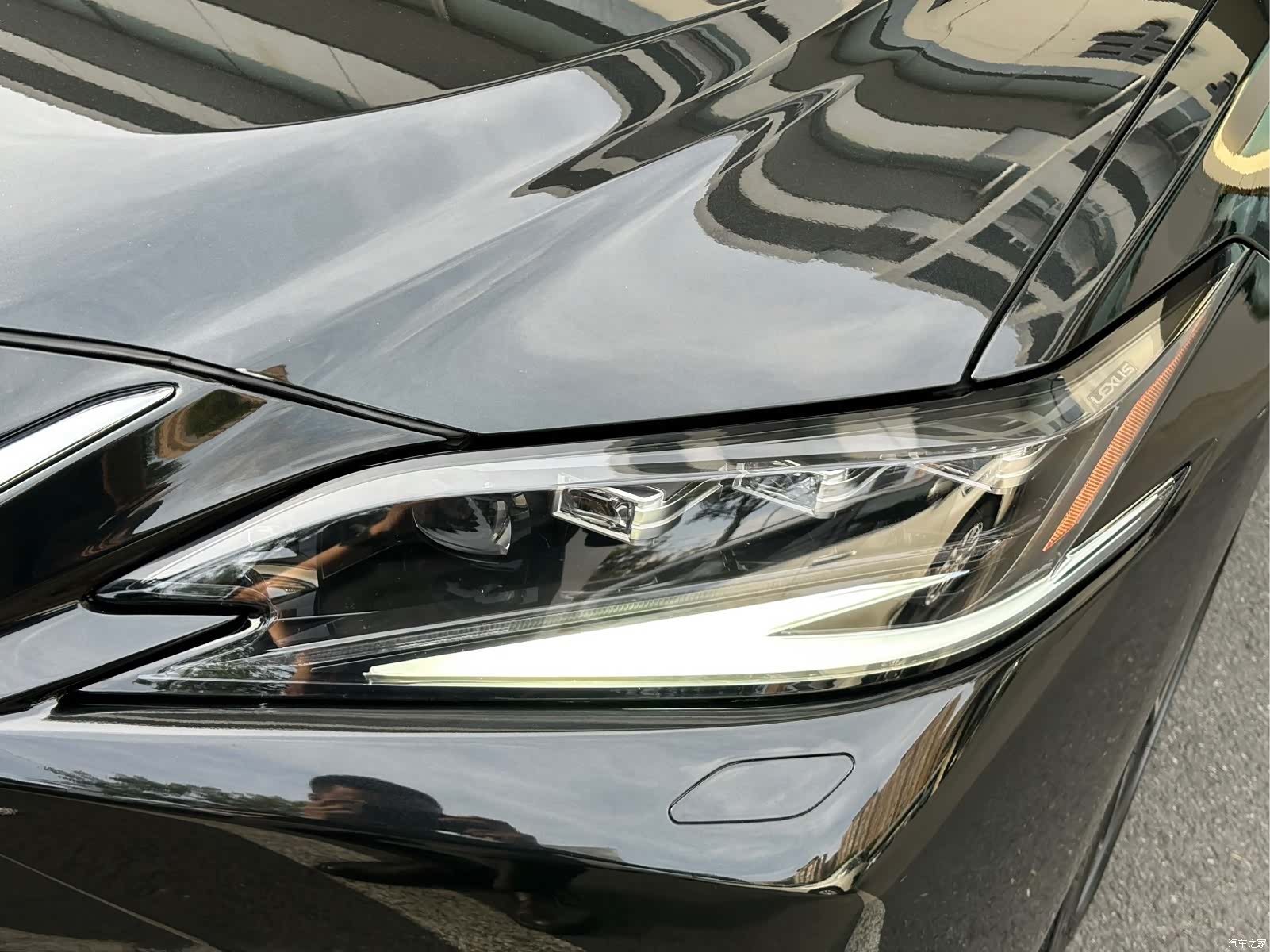 Lexus ES, 2024 3