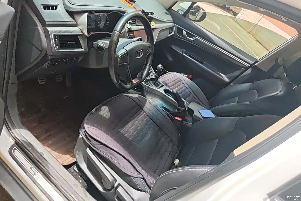 Geely Emgrand, 2017 9