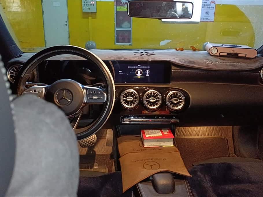Mercedes-Benz Class A Mercedes-Benz Class A