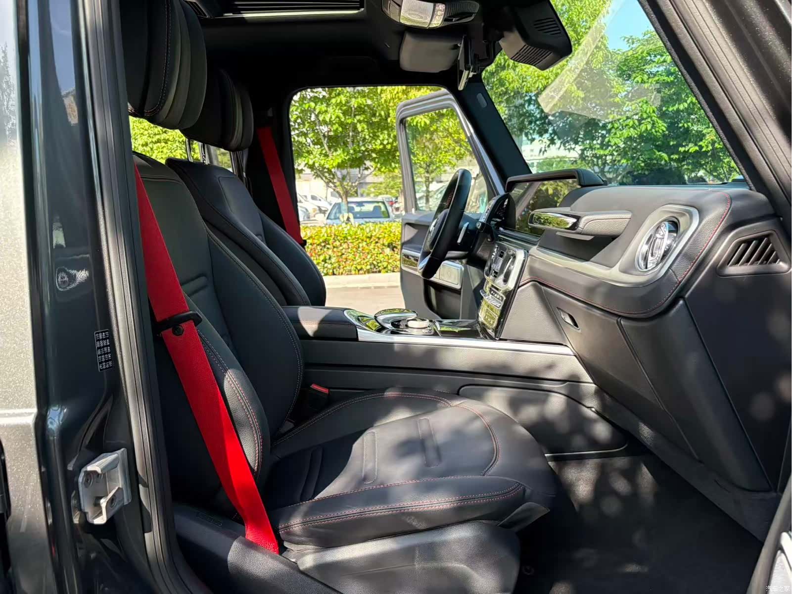 Mercedes-Benz G-Class, 2024 13