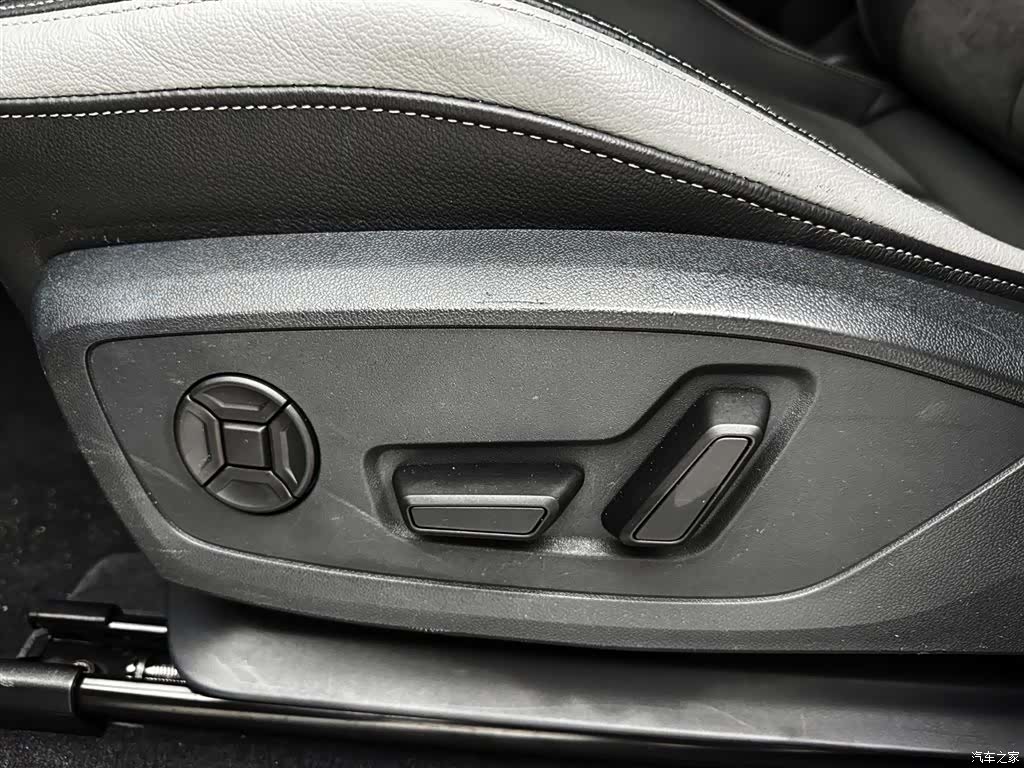 Audi Q3, 2022 14