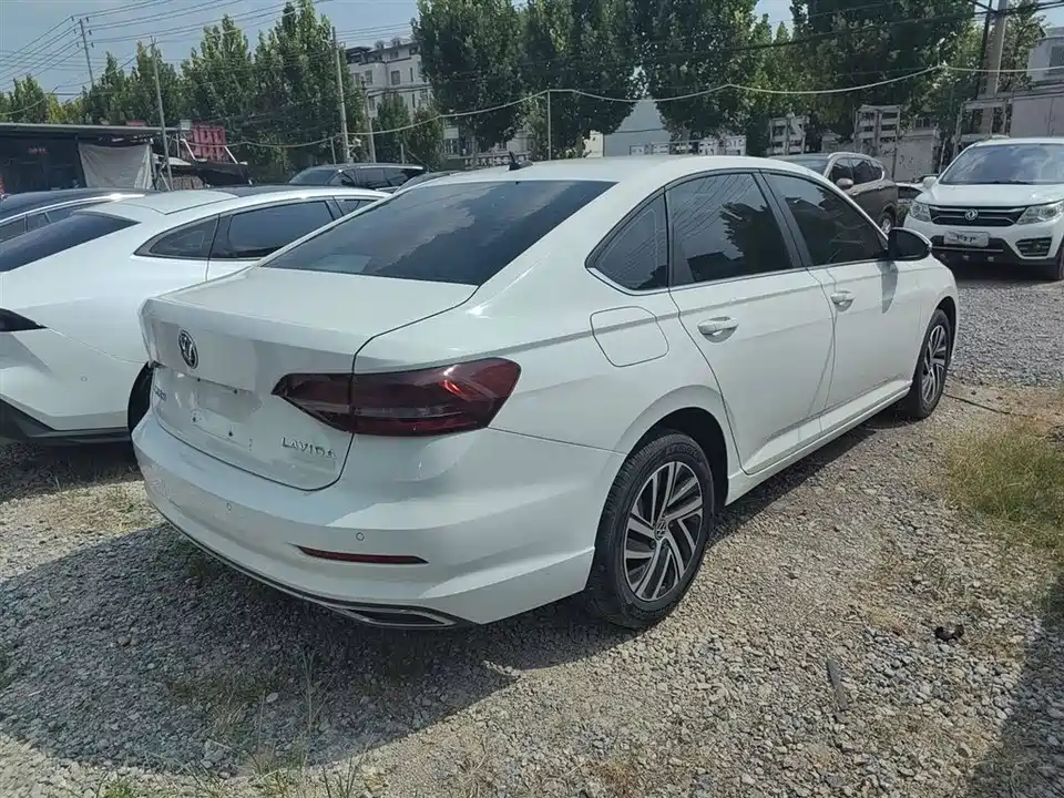 Volkswagen Lavida