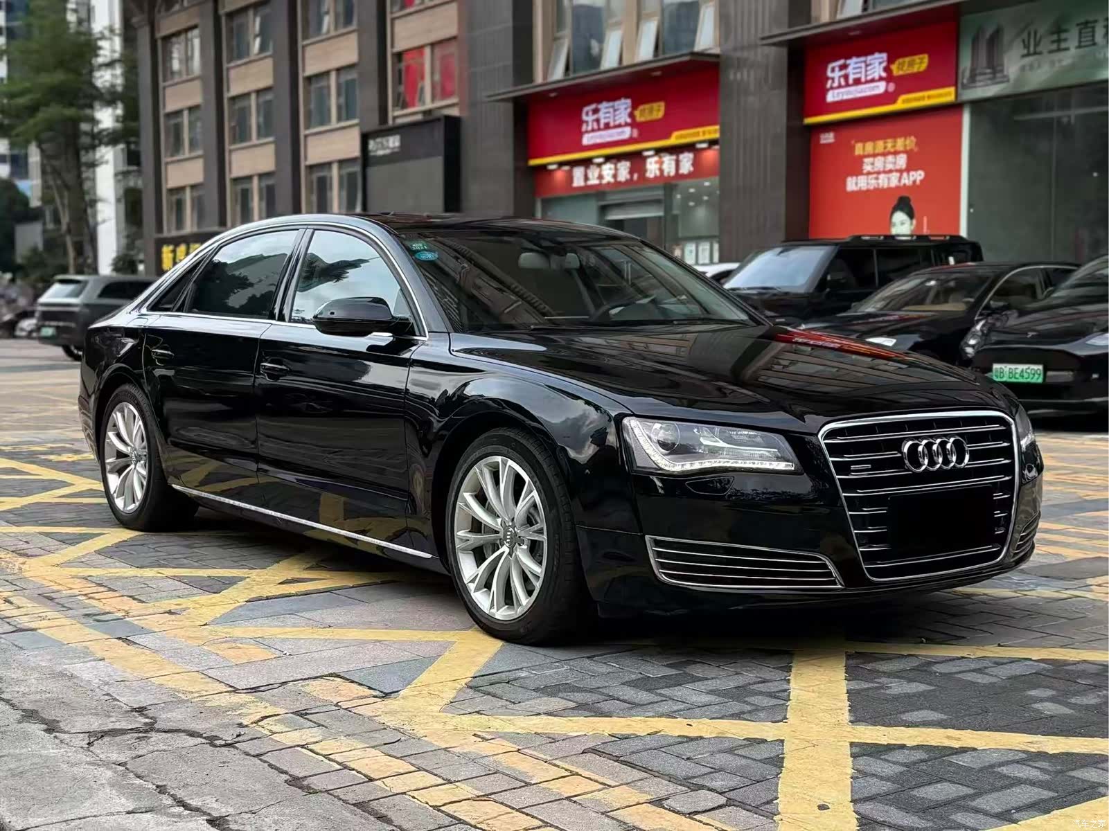Audi A8L, 2012 1