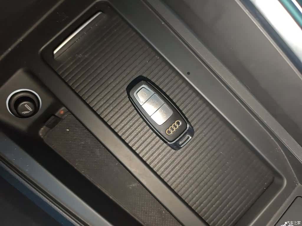 Audi e-tron, 2021 9