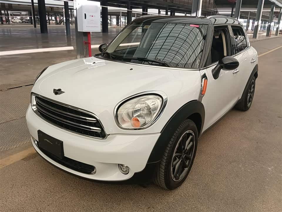 MINI COUNTRYMAN