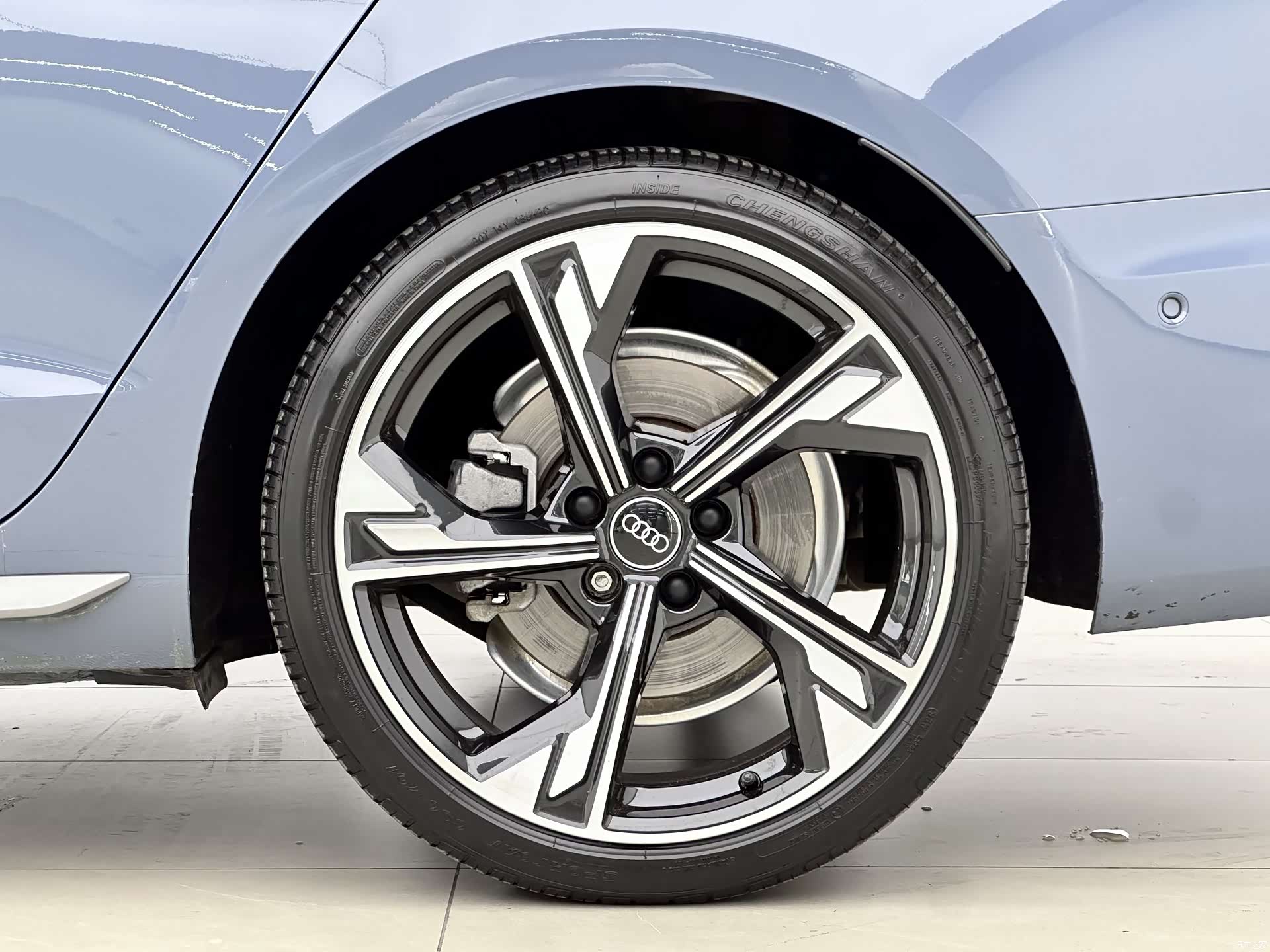 Audi A4L, 2022 17