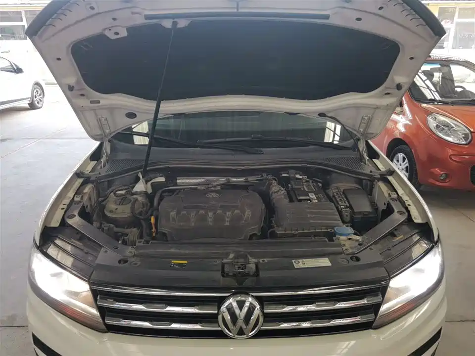 Volkswagen Tiguan L