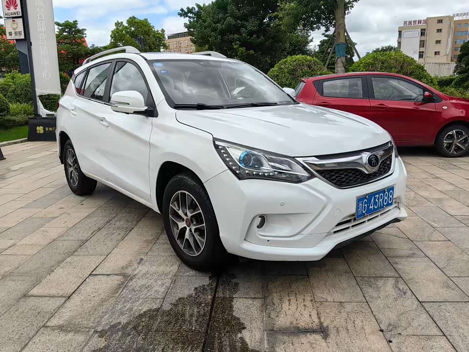 BYD Song