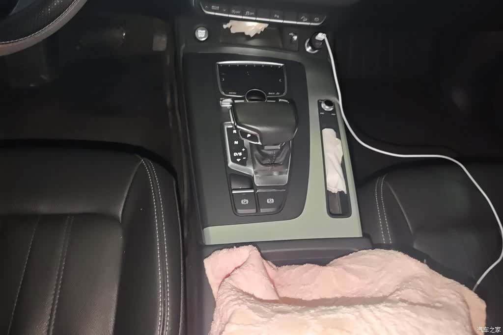 Audi Q5L, 2021 16