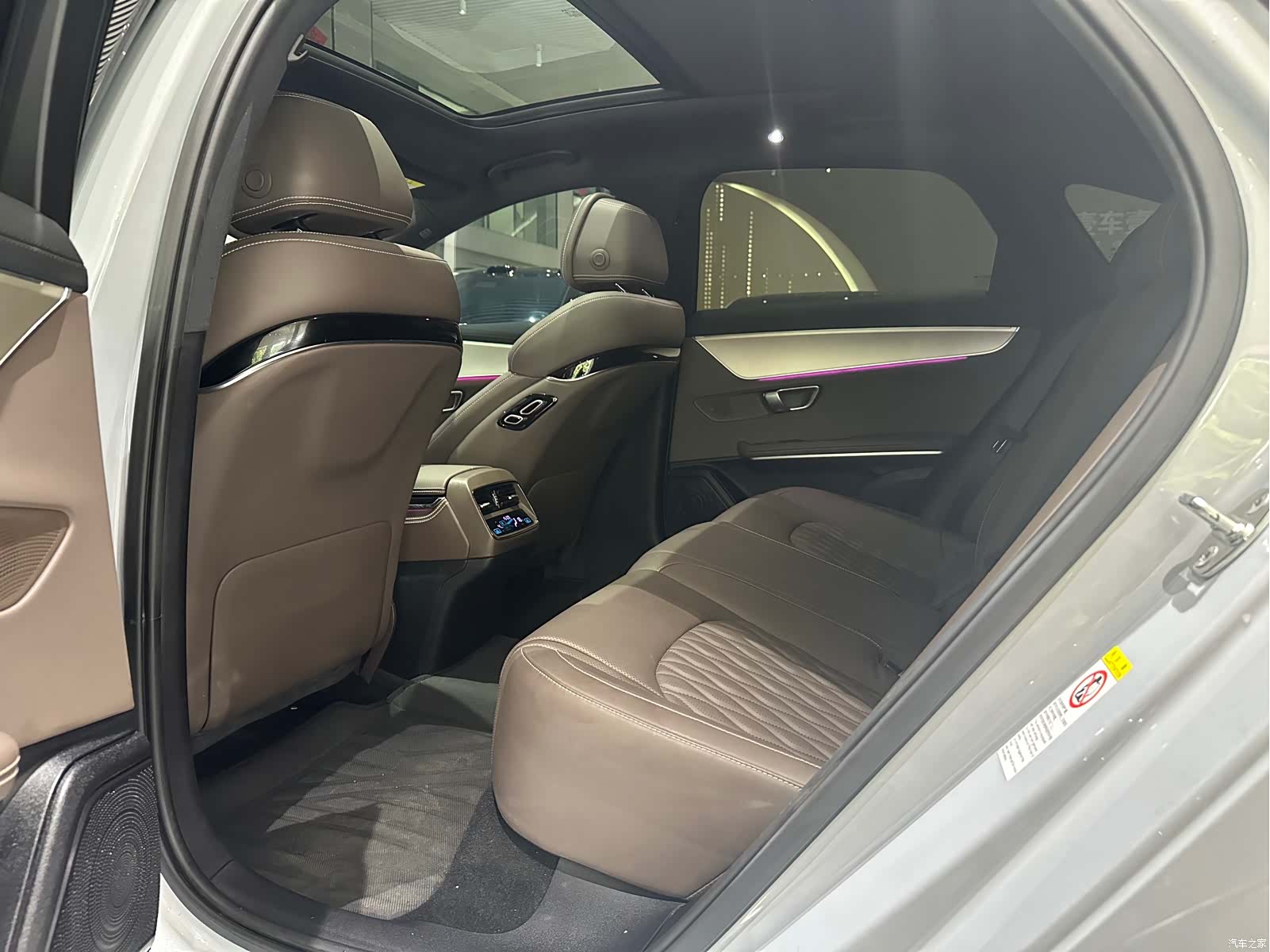 BYD Han, 2025 20