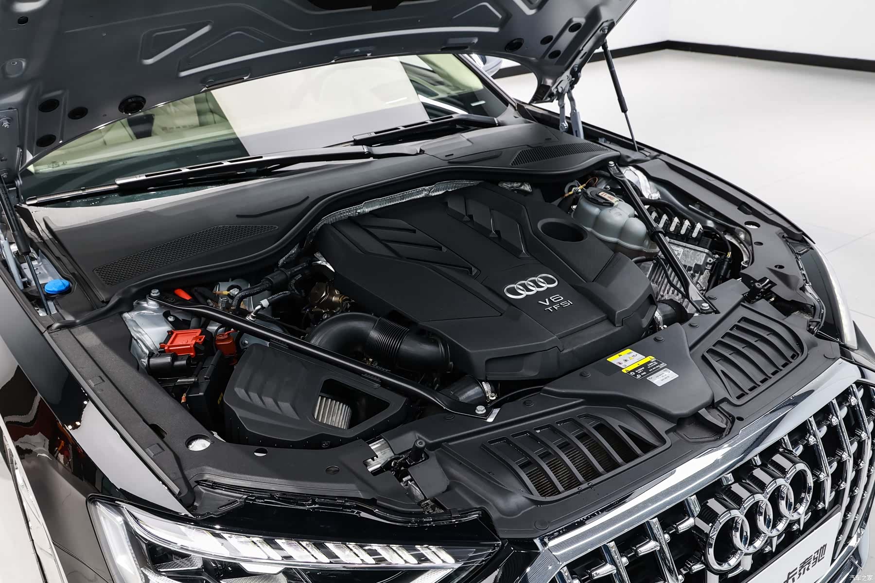 Audi A8L, 2023 28