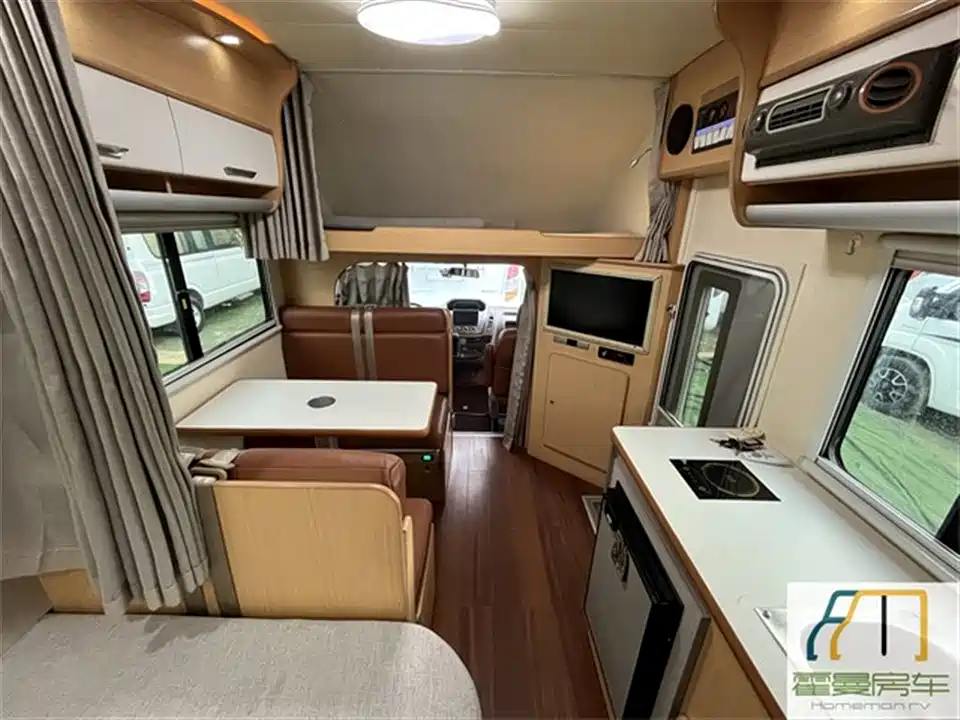 MAXUS V80 motorhome