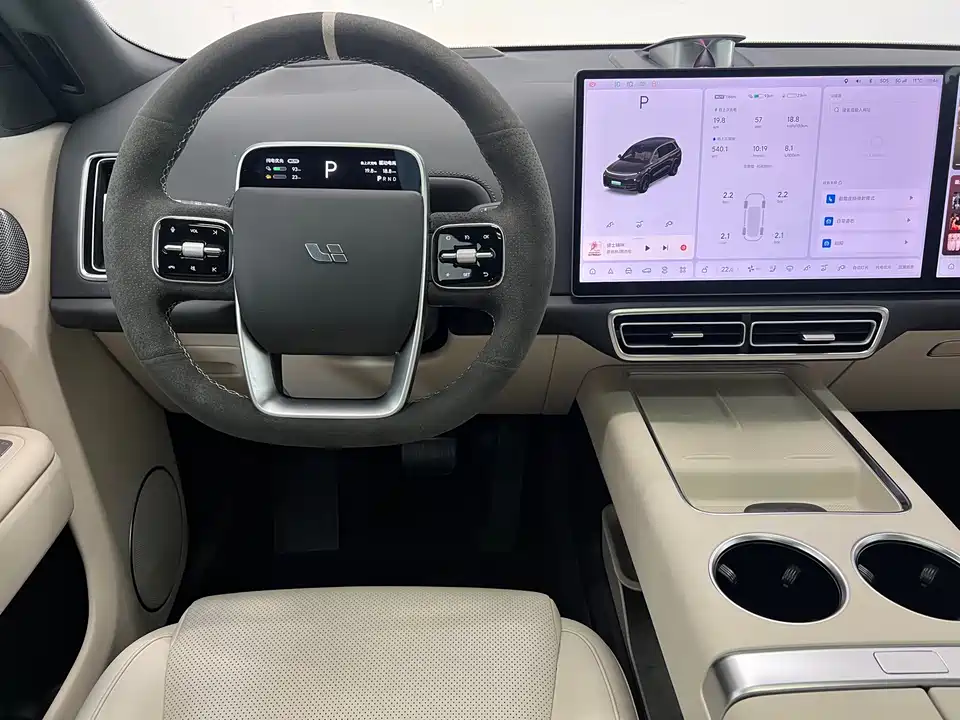 Li Auto Ideal L8