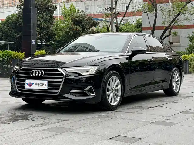 Audi A6L 2023 — купить из Китая под заказ