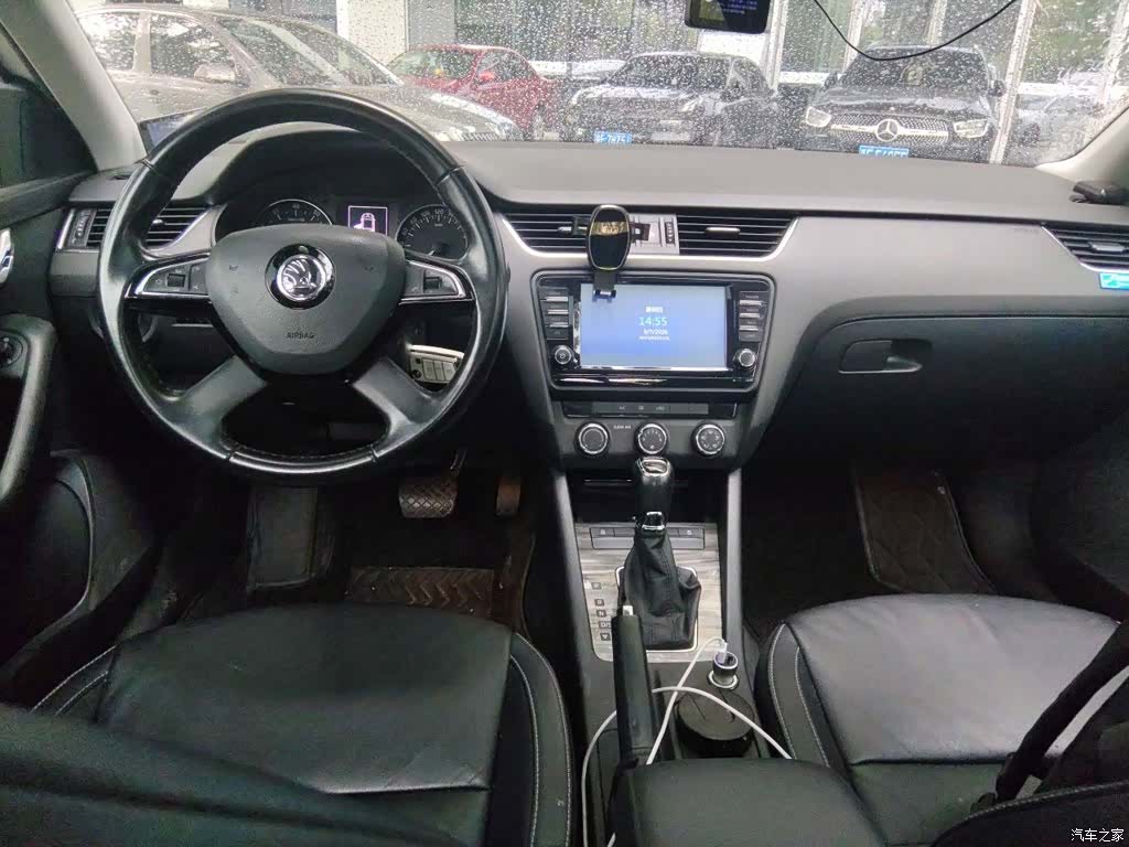 Skoda Octavia, 2015 все фото