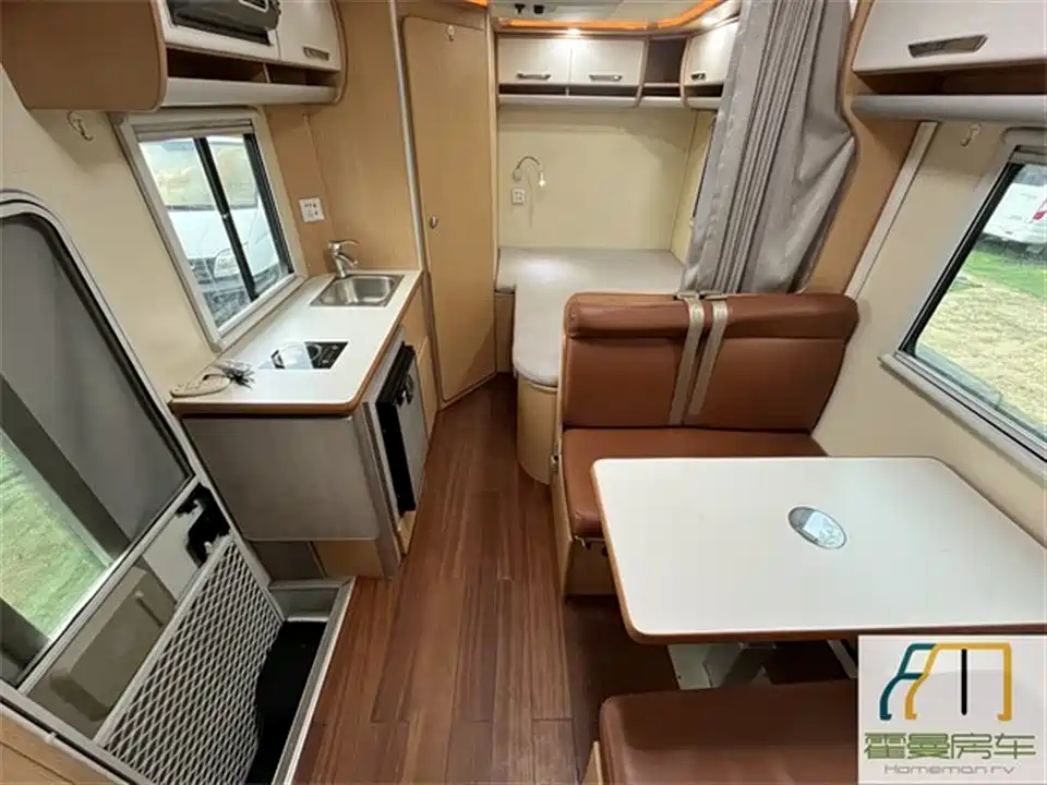 MAXUS V80 motorhome