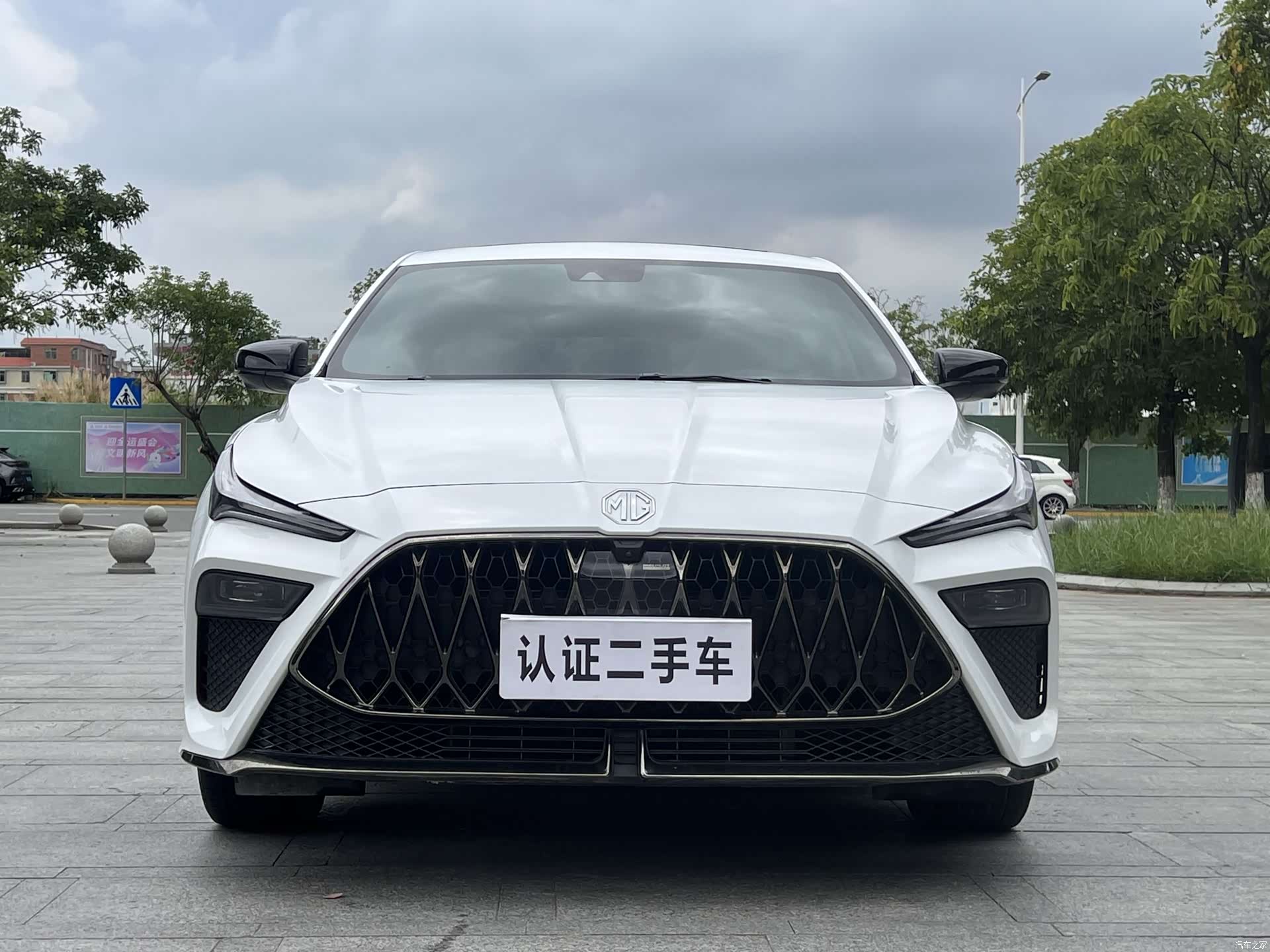 MG MG5, 2023 2