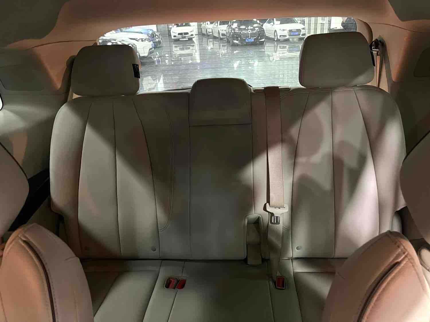 Buick GL8, 2021 8