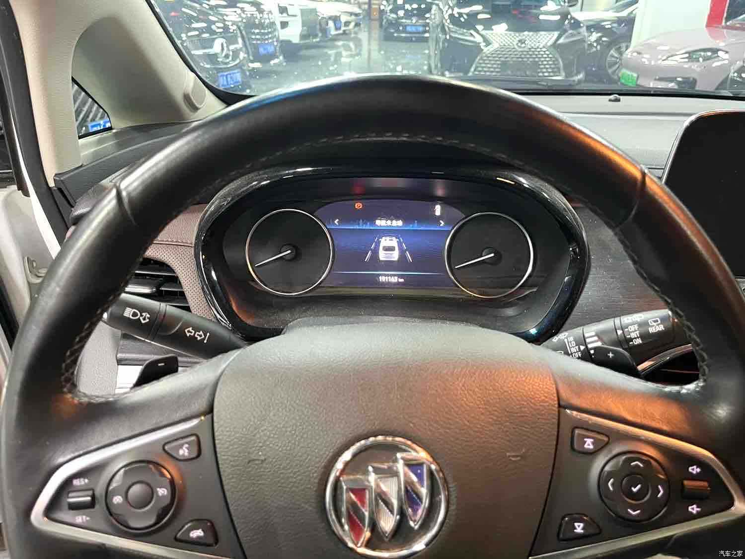 Buick GL8, 2021 9