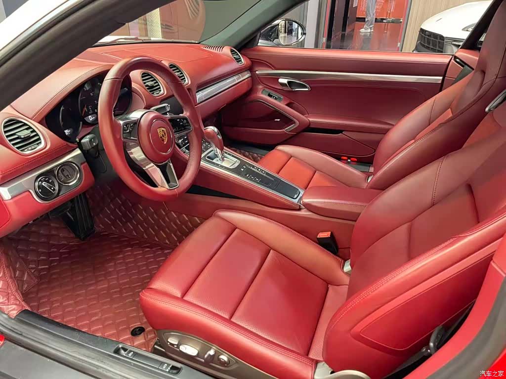 Porsche Cayman, 2019 7