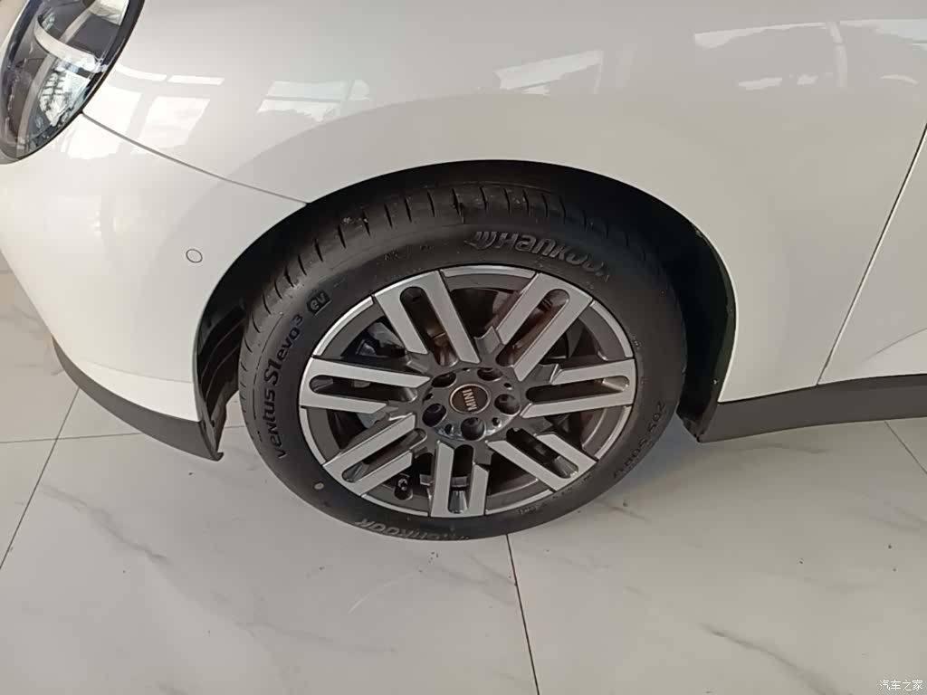 Mini Cooper, 2024 23