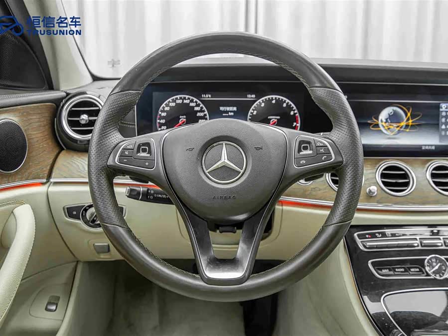 Mercedes-Benz E-Class 2017, фото 17