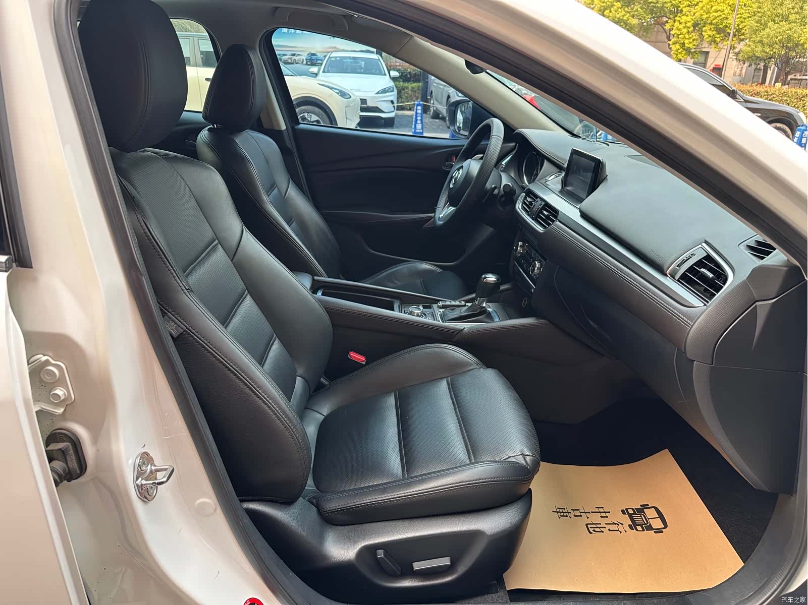 Mazda Atenza, 2017 15