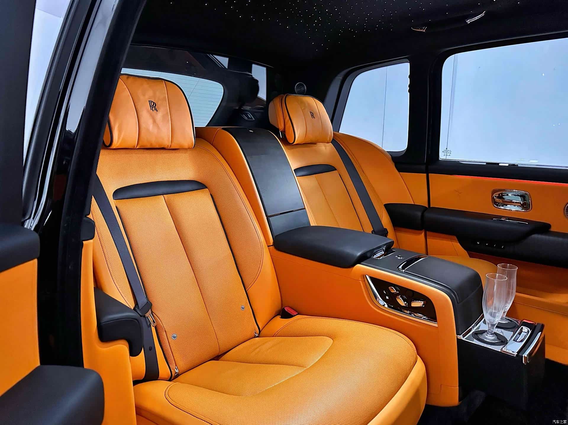 Rolls-Royce Cullinan, 2024 14