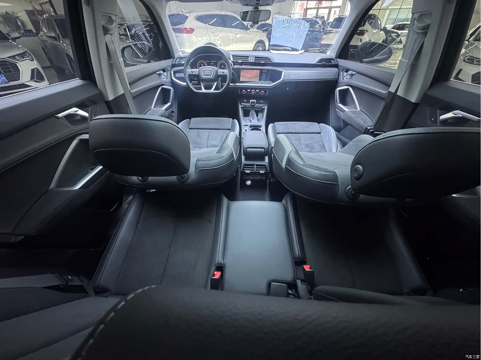 Audi Q3, 2022 9
