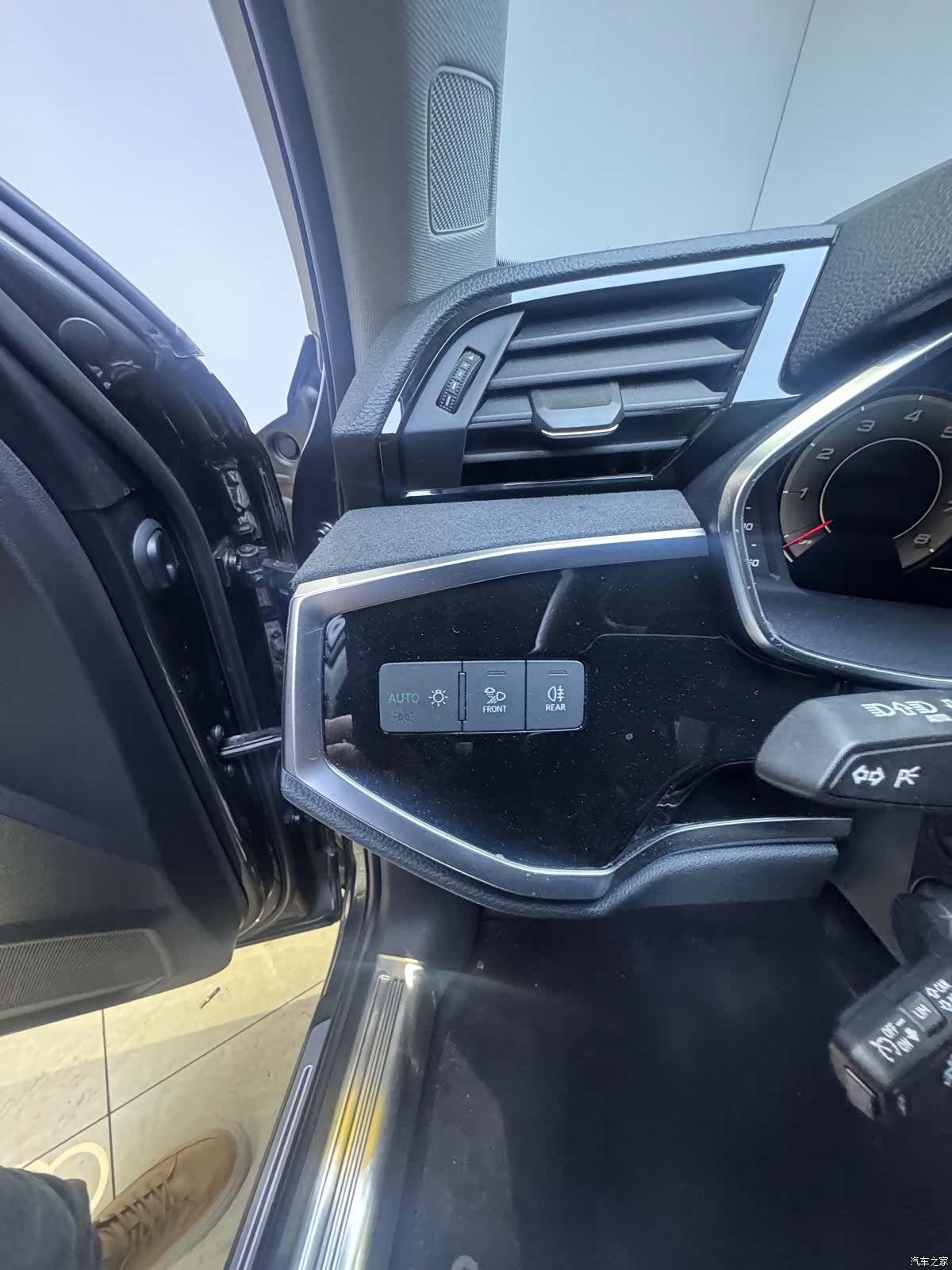 Audi Q3, 2022 12