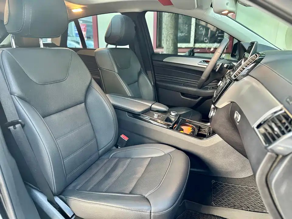 Mercedes-Benz GLE coupe