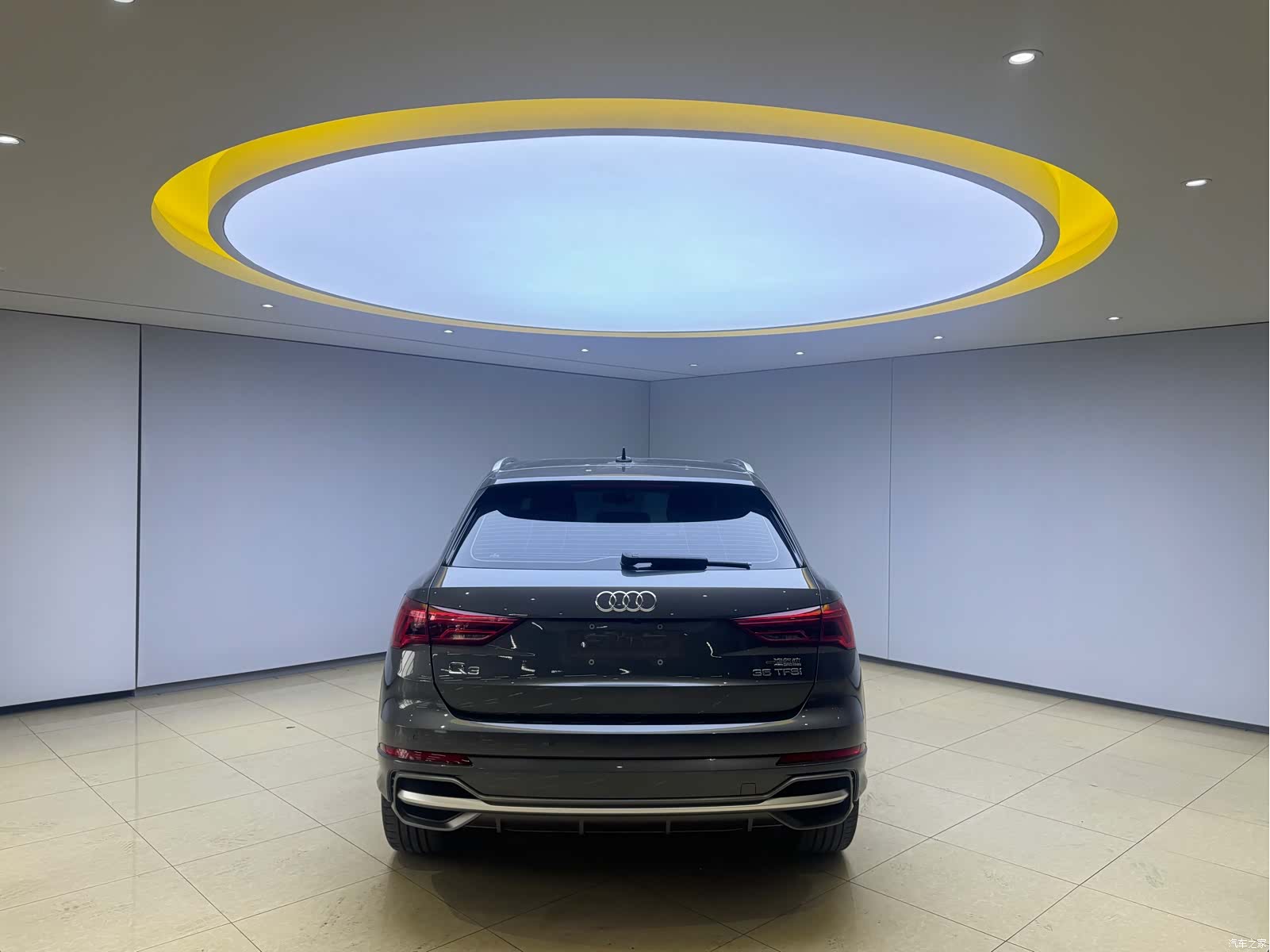 Audi Q3, 2022 все фото