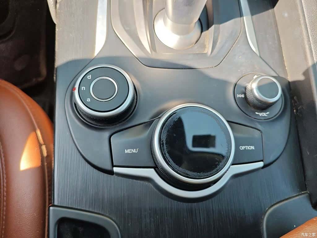 Alfa Romeo Giulia, 2018 10