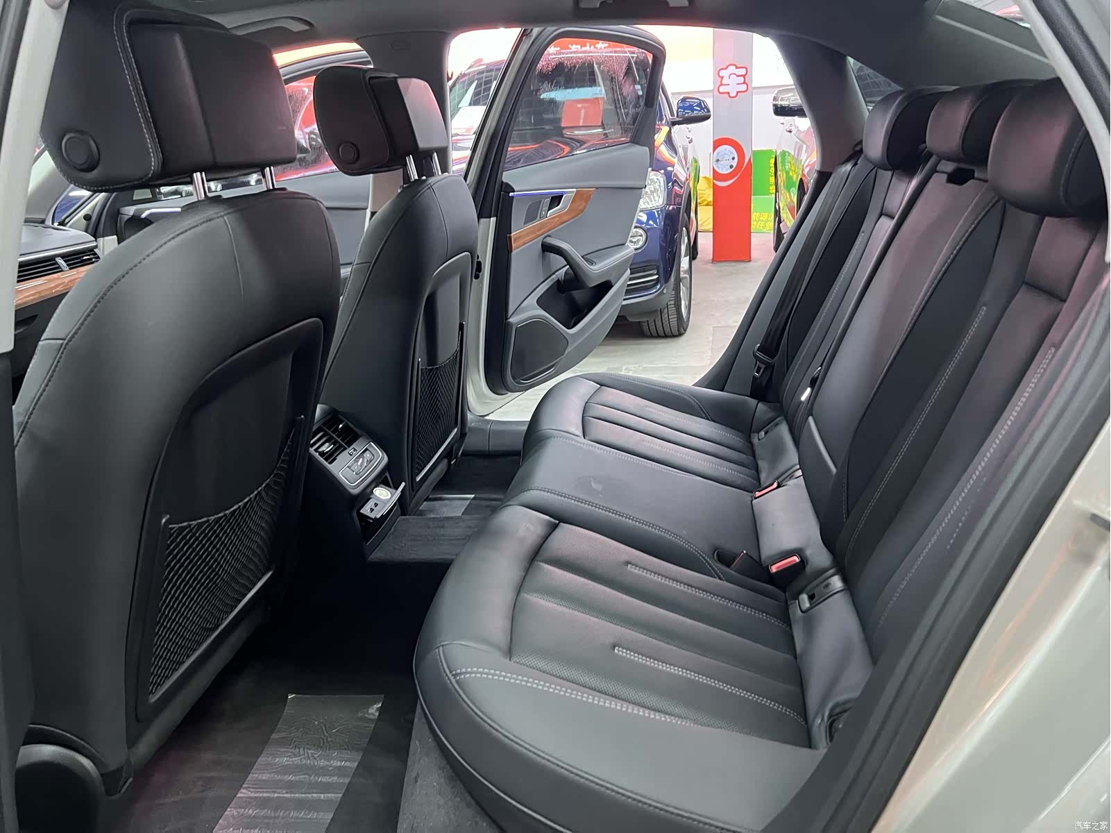 Audi A4L, 2021 11