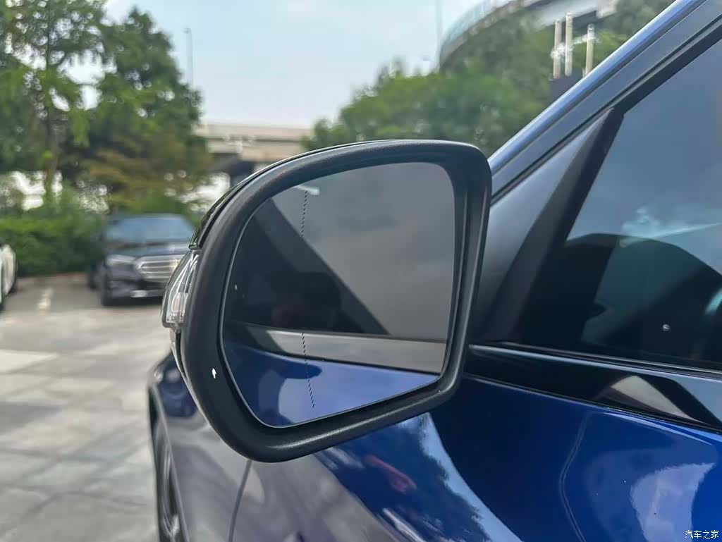 Mercedes-Benz C-Class, 2019 11