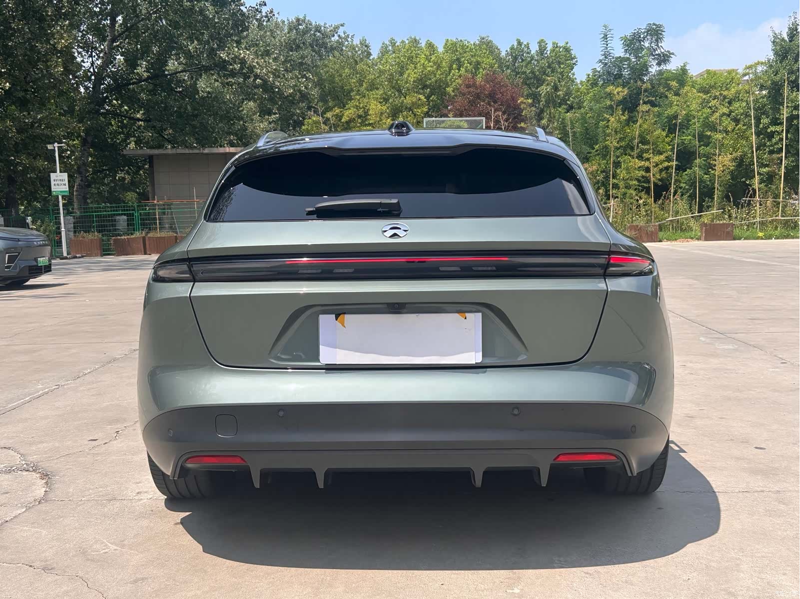 NIO ET5, 2023 12