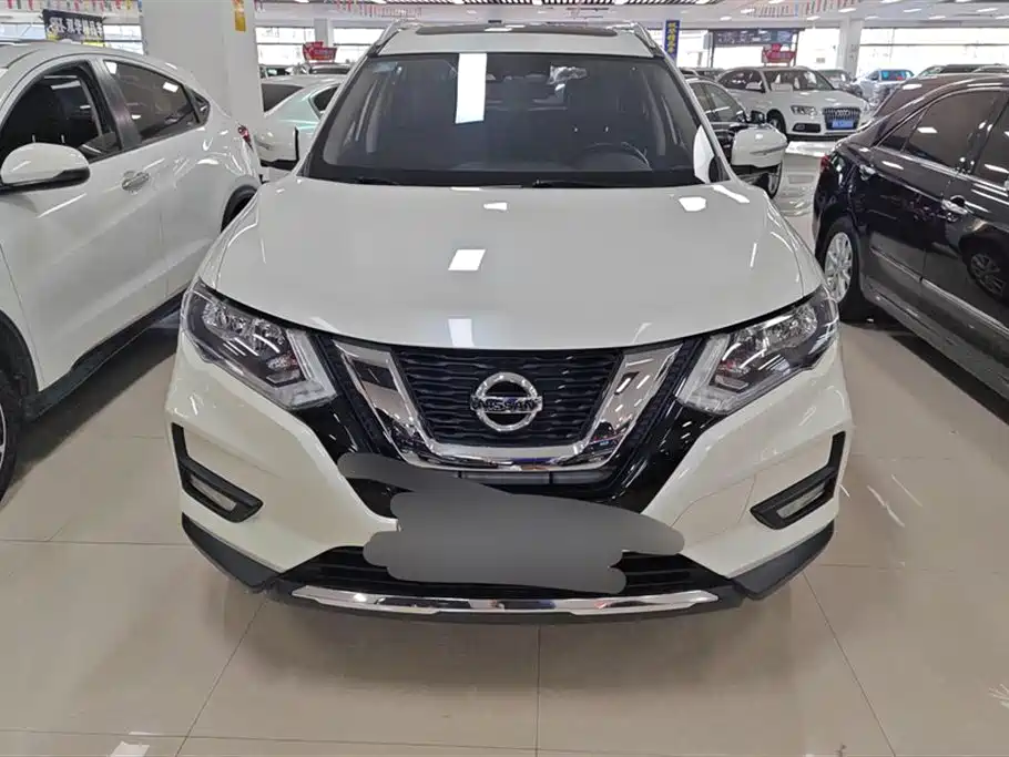 Nissan Qijun