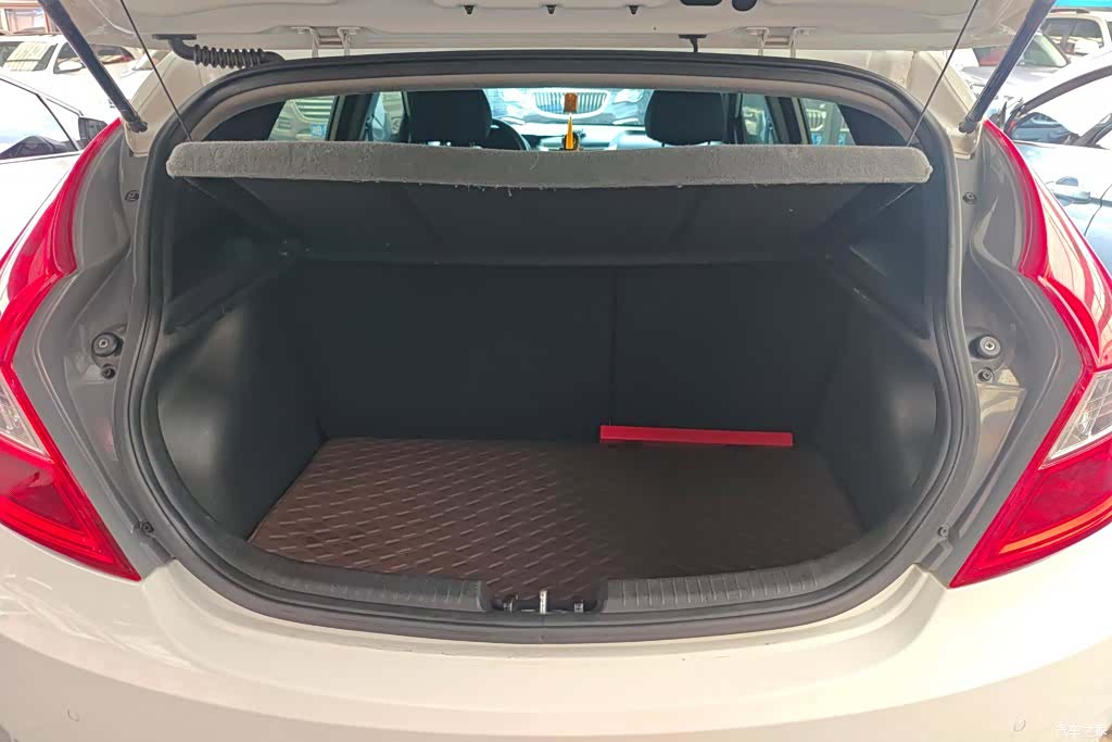 Hyundai GLX, 2017 4