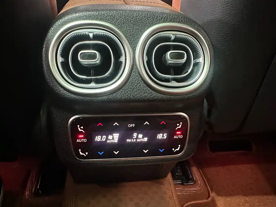 Mercedes-Benz GLC Mercedes-Benz GLC