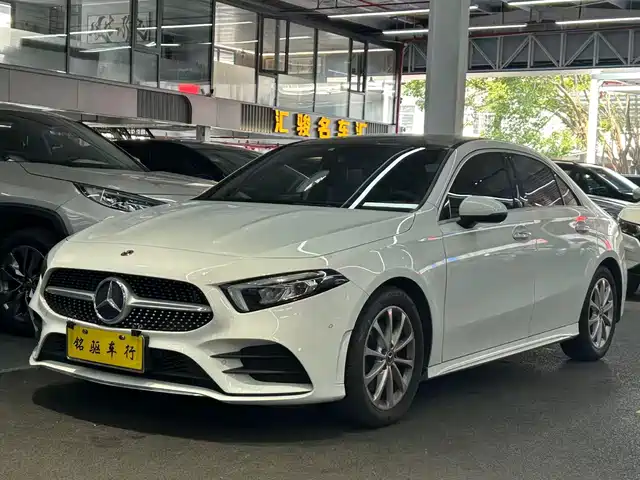 Mercedes-Benz A-Class 2020 — купить из Китая под заказ