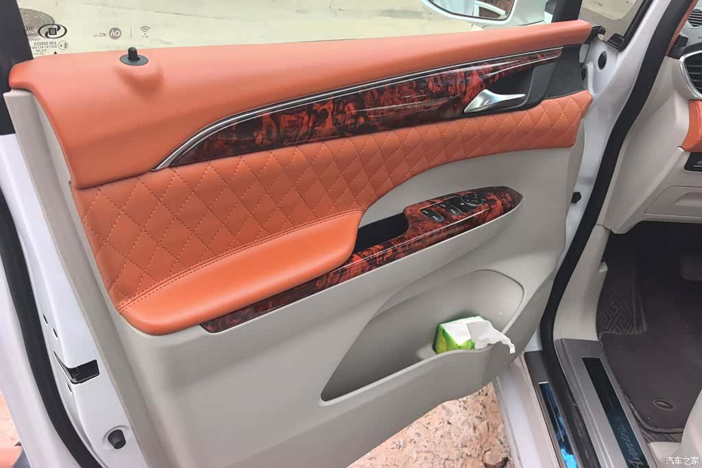 Buick GL8, 2024 7