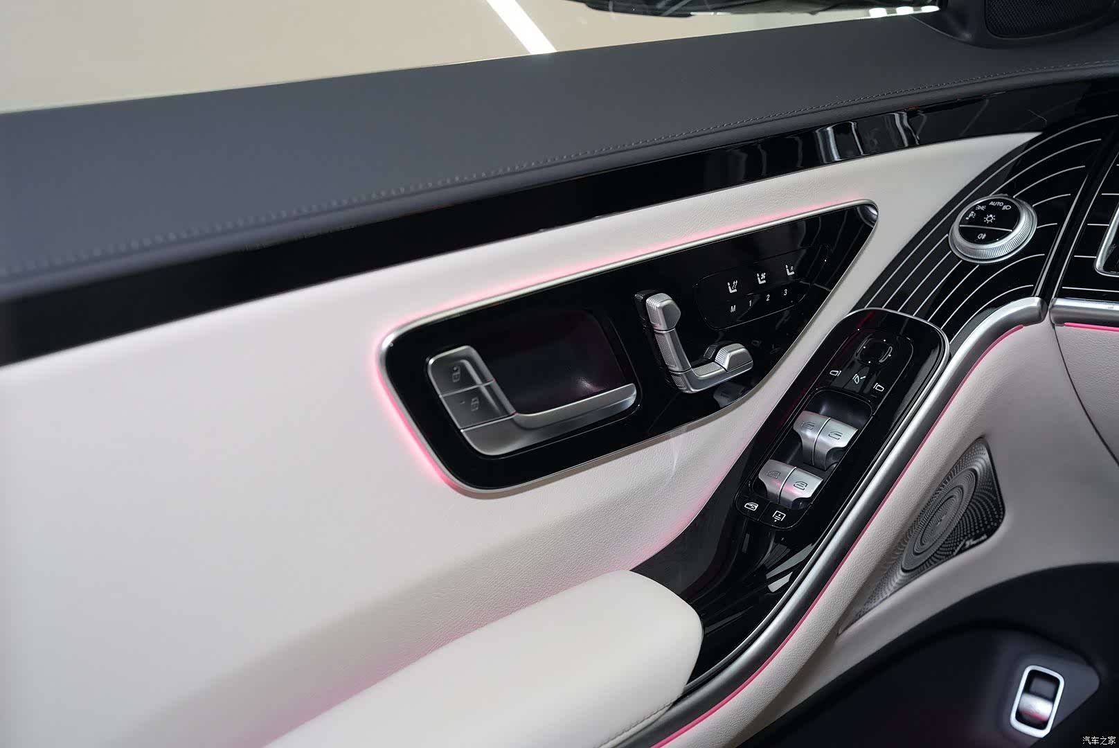 Mercedes-Benz S-Class, 2023 14