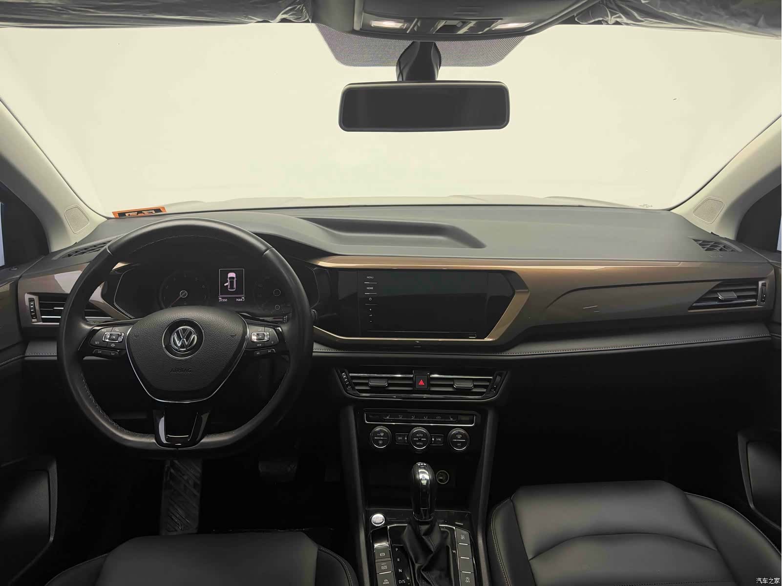 Volkswagen Tharu, 2020 22