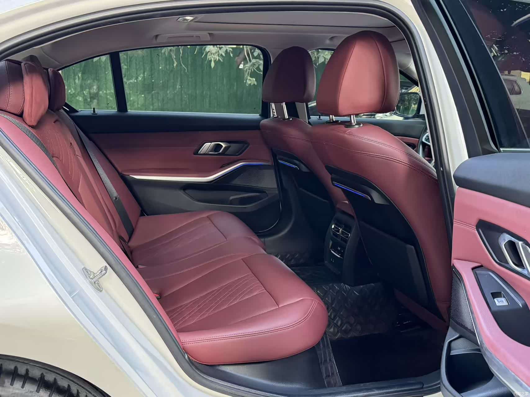 BMW 3 Series, 2022 9