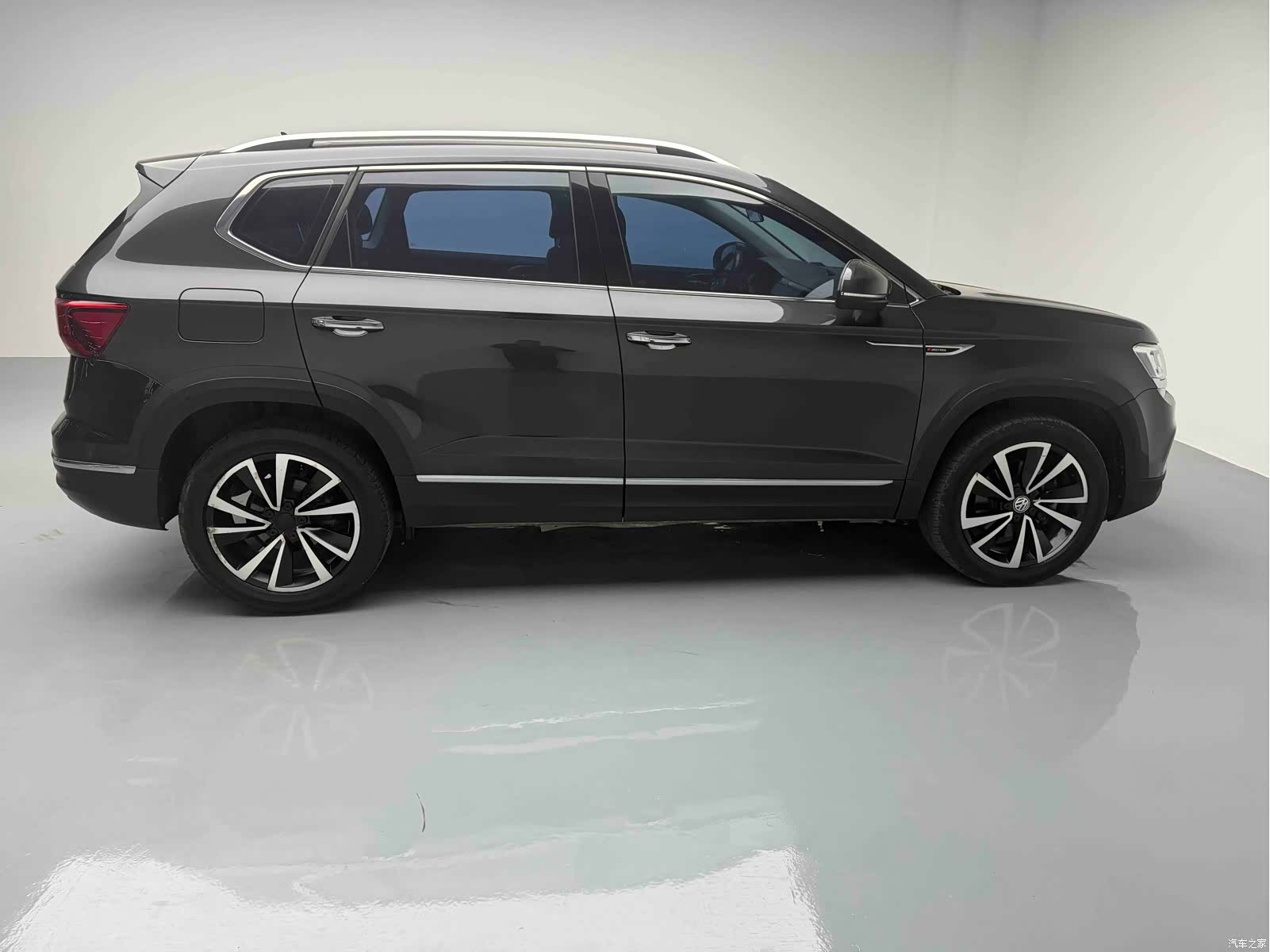 Volkswagen Tharu, 2020 15